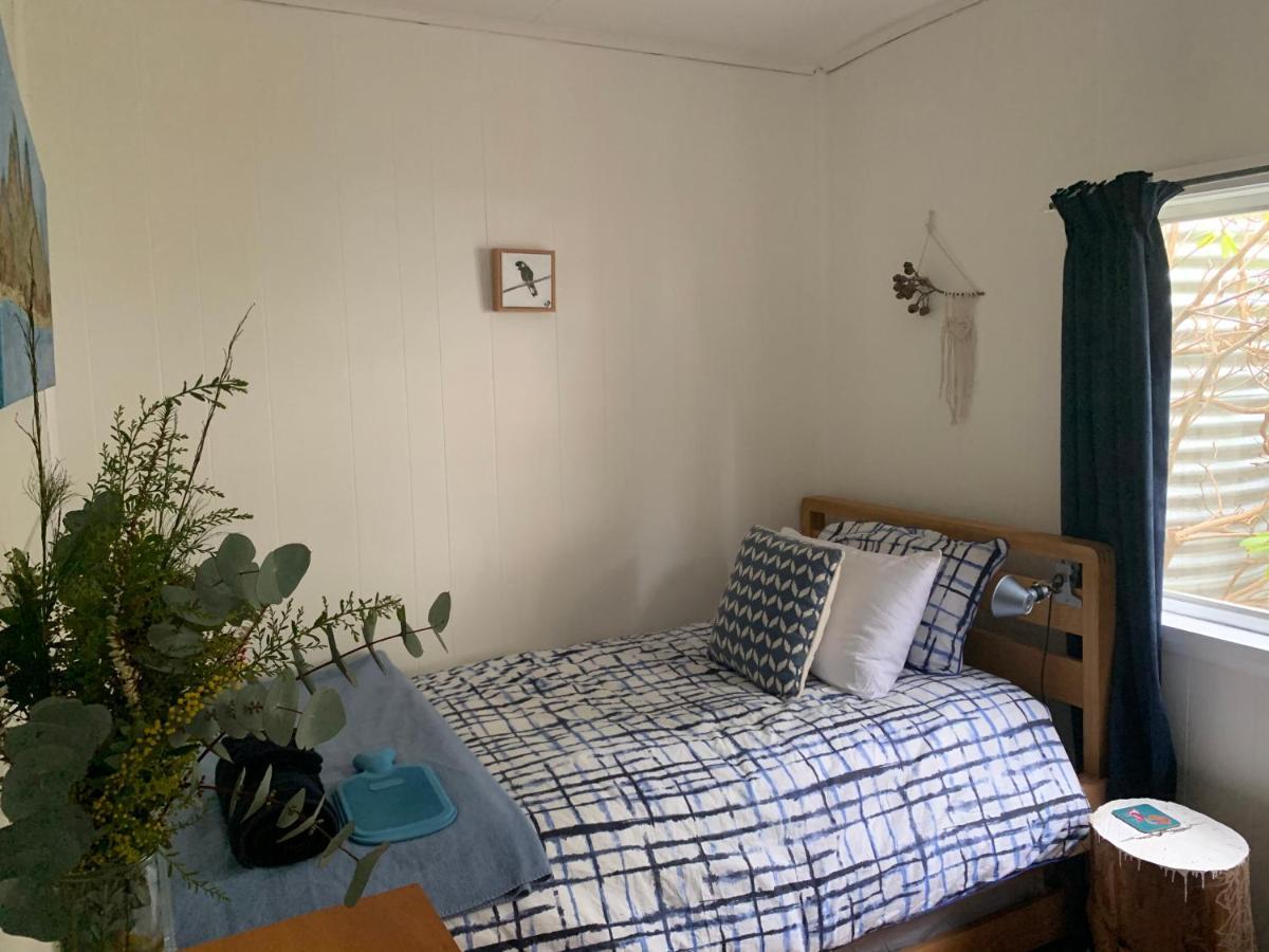 Wylah For A Peaceful Bruny Island Escape With Water Views, Fireplace & Wallabies Holiday home