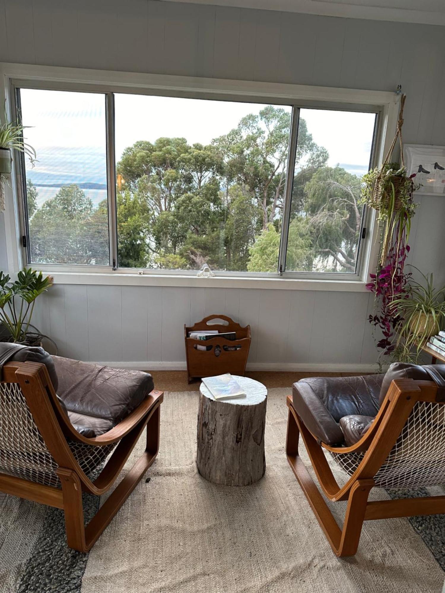 Wylah For A Peaceful Bruny Island Escape With Water Views, Fireplace & Wallabies * Simpsons Bay