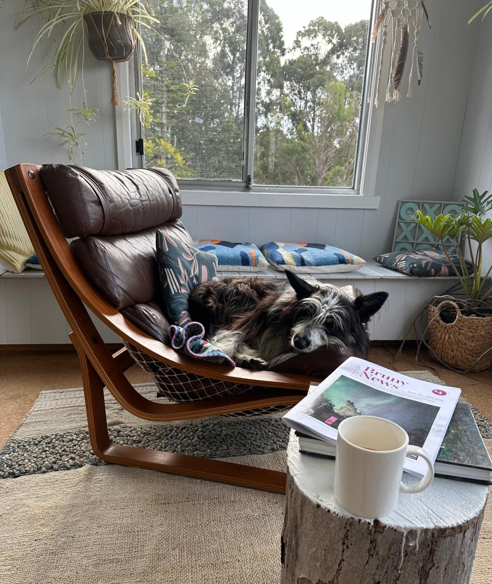 Wylah For A Peaceful Bruny Island Escape With Water Views, Fireplace & Wallabies Holiday home *